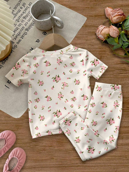 طقم ملابس علوية مفصل الرقبة قصير الأكمام وبنطلون