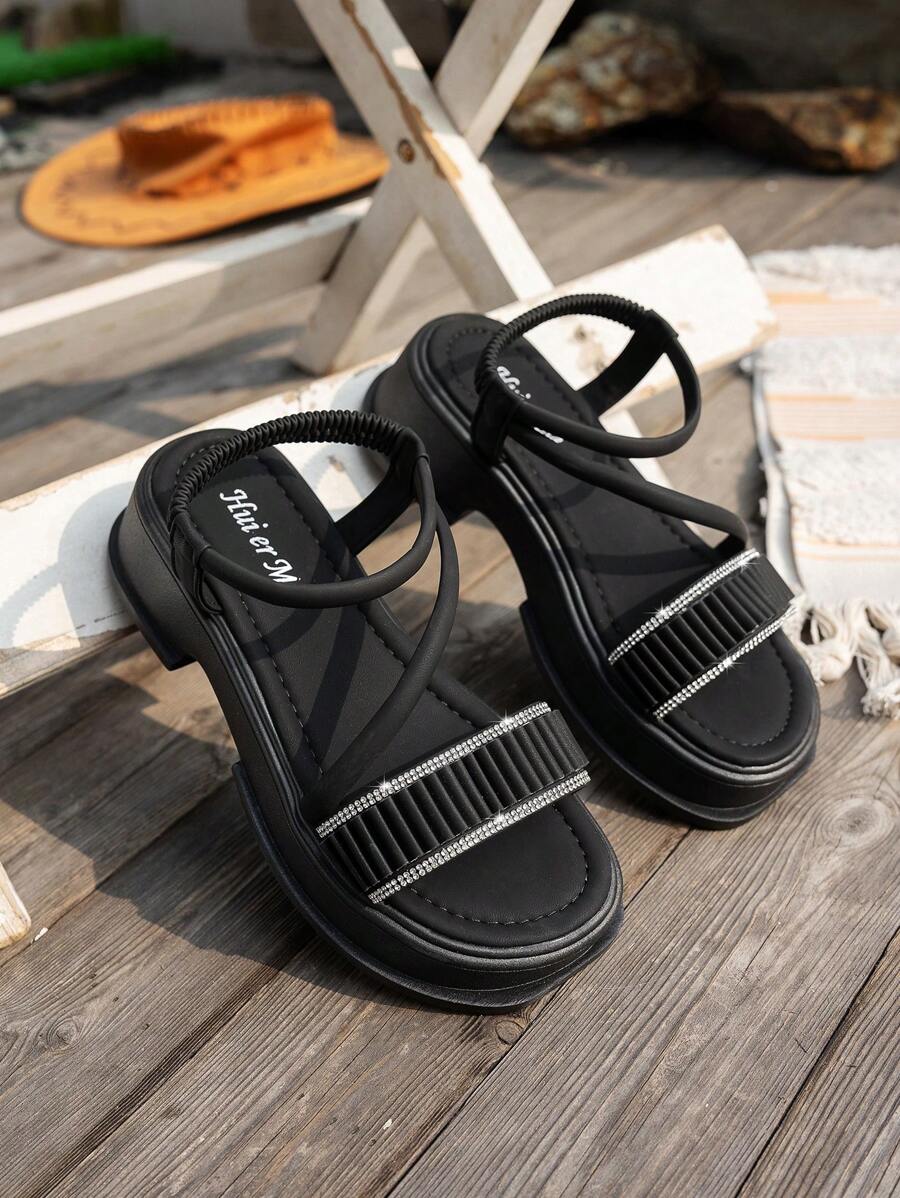 صنادل نسائية روميرية