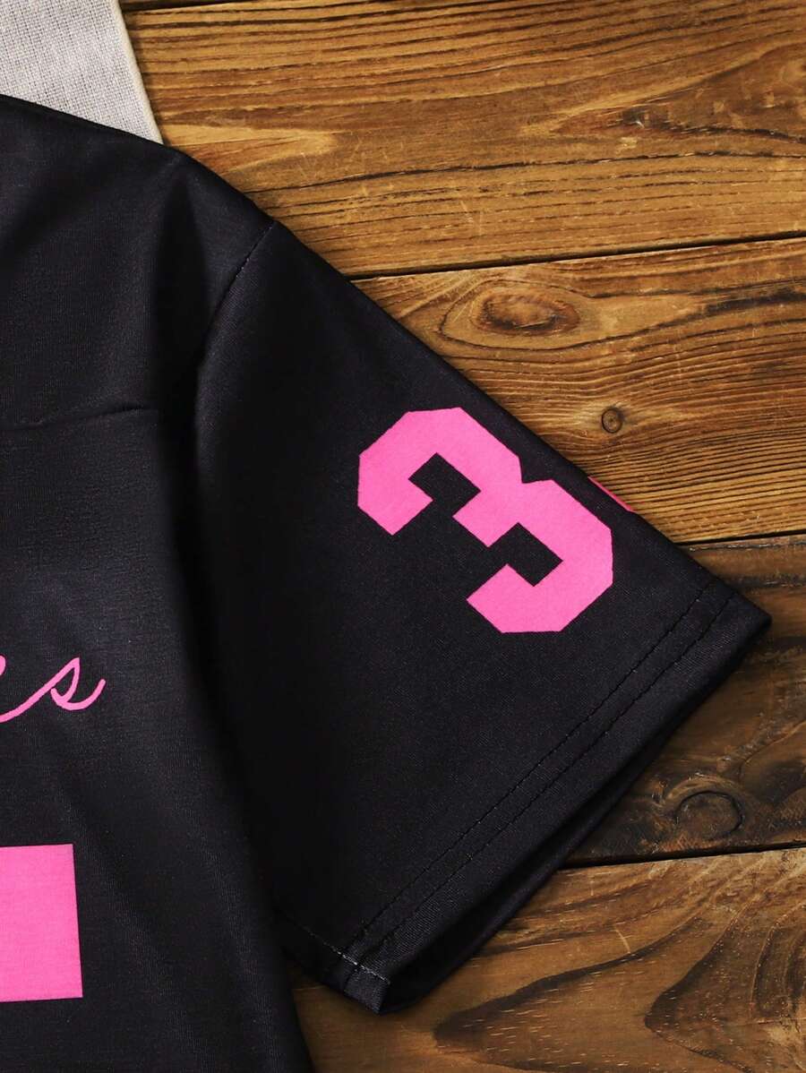 ملابس علوية للبنات صغيرة