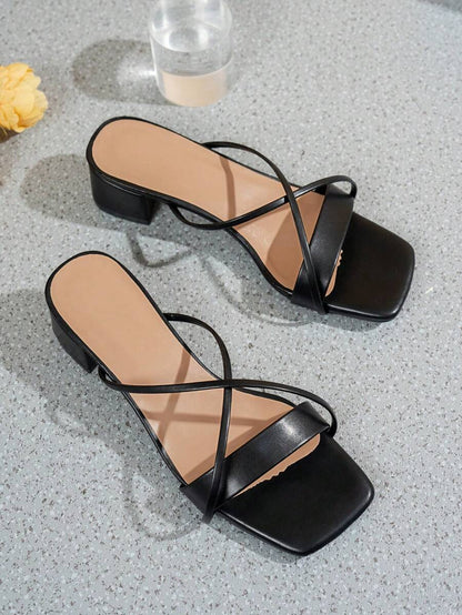 صنادل نسائية