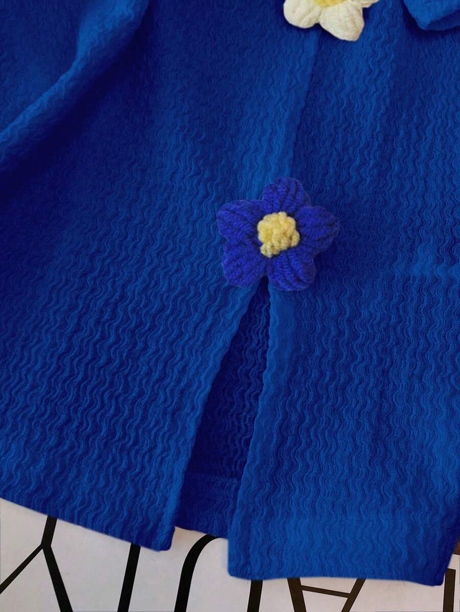 تيشيرت مطرز بزهور ثلاثية الأبعاد بأكمام قصيرة وياقة دائرية أنيق