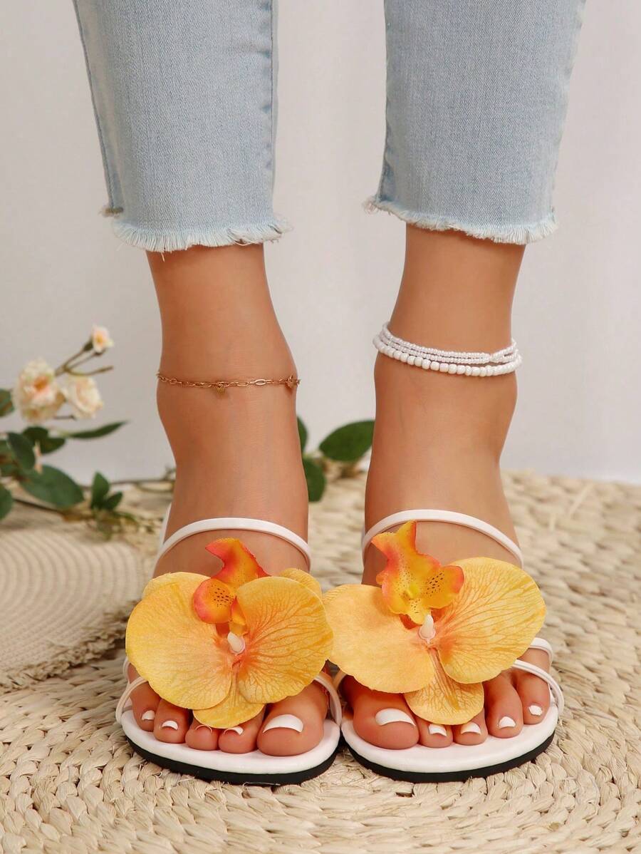 صنادل نسائية