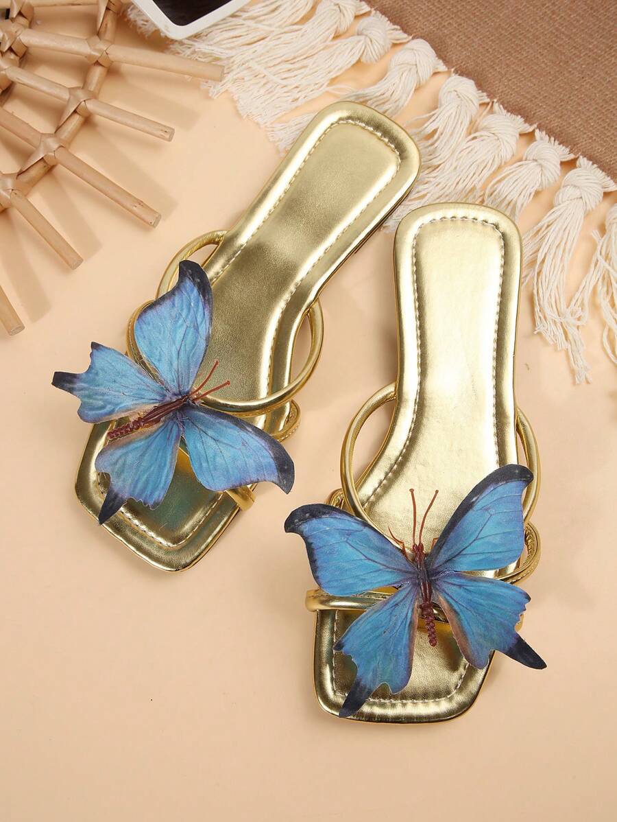 صنادل نسائية