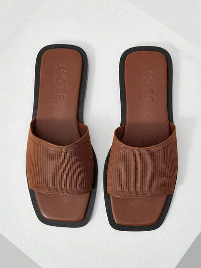 صنادل نسائية