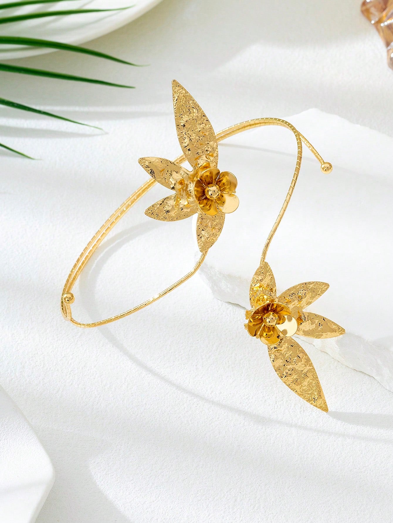 سلاسل جسم نسائية