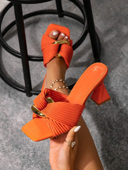 صنادل نسائية