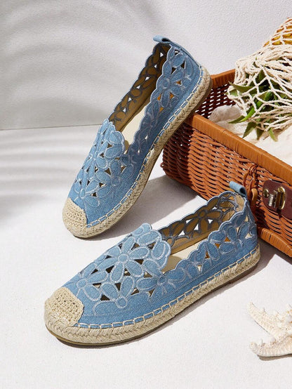 صنادل نسائية