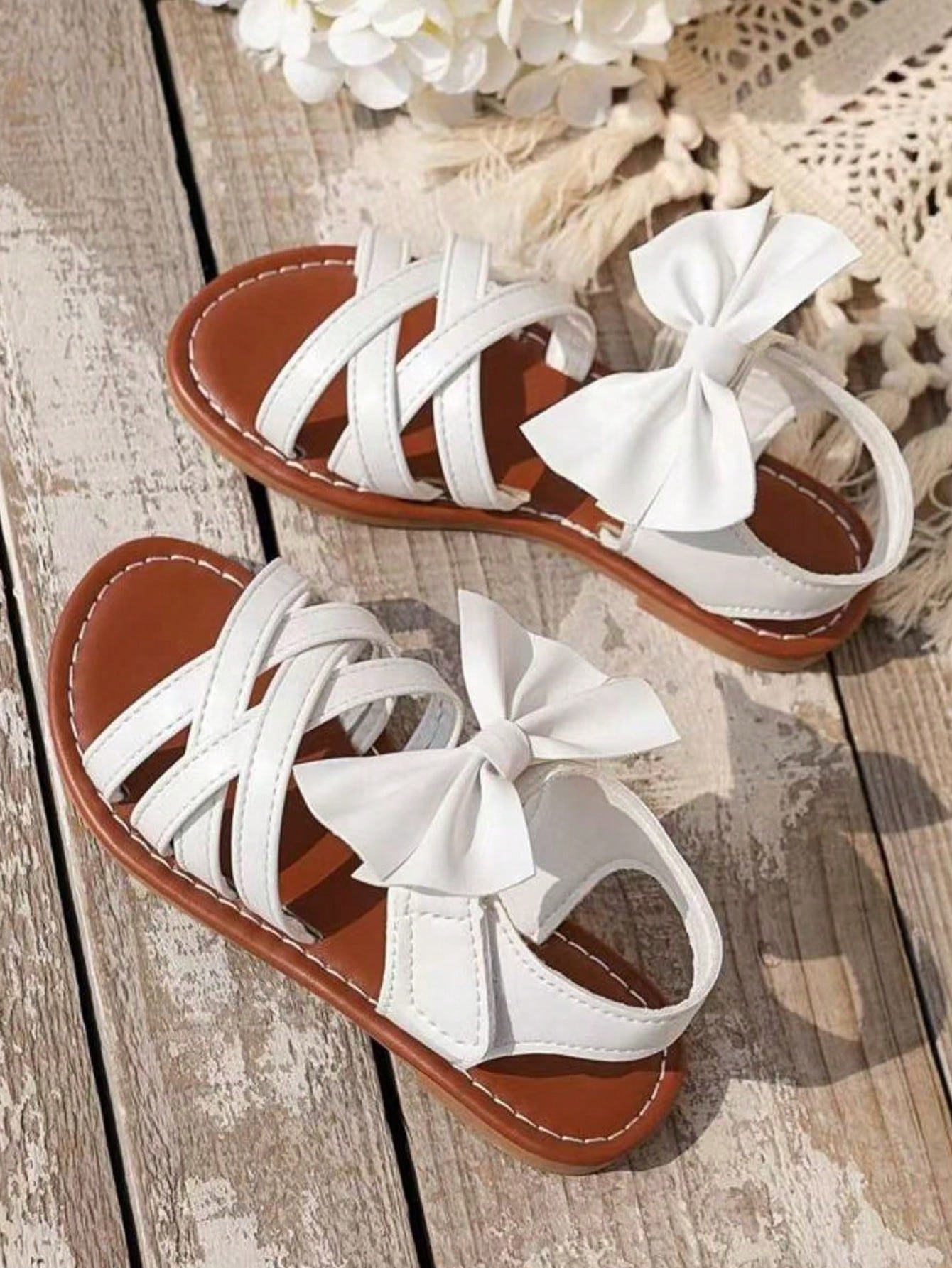 صنادل أطفال