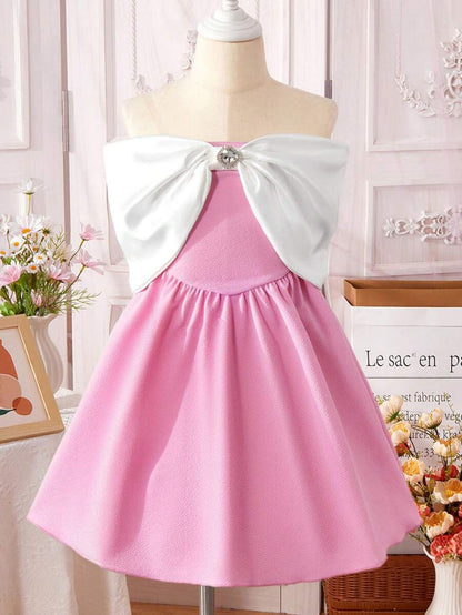 فساتين طفلة صغيرة