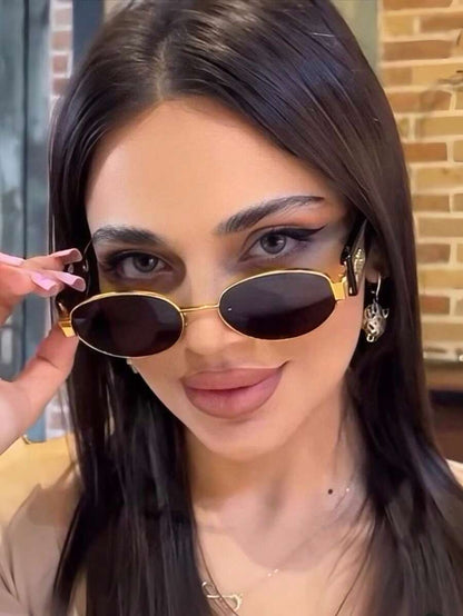 نظارات نسائية وإكسسوارات نظارات