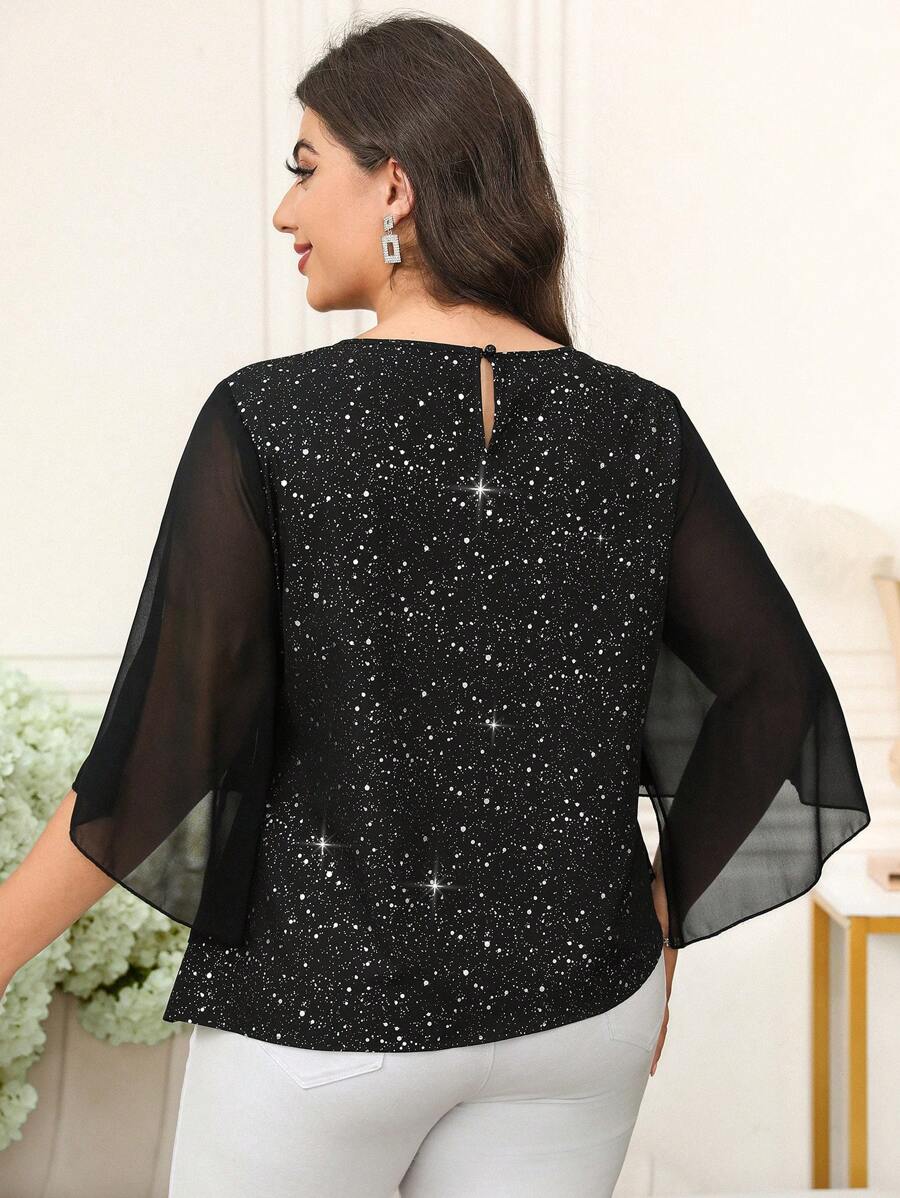 ملابس نسائية علوية مقاسات كبيرة