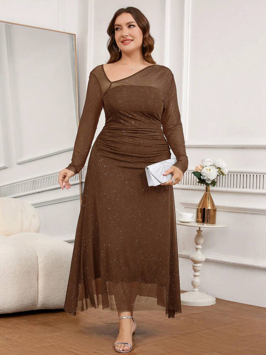 فساتين مقاسات كبيرة