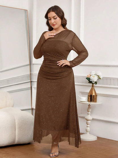 فساتين مقاسات كبيرة