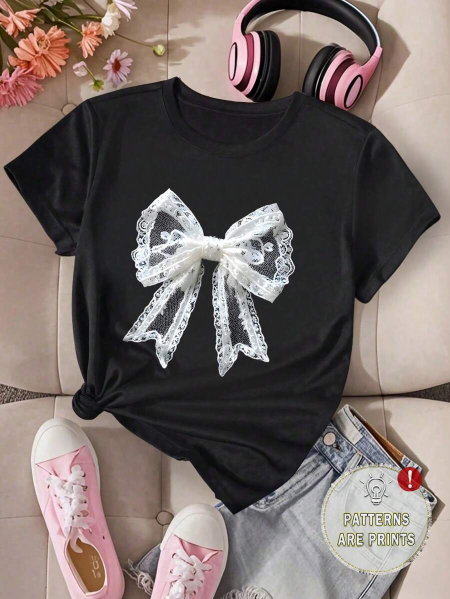 ملابس بناتية