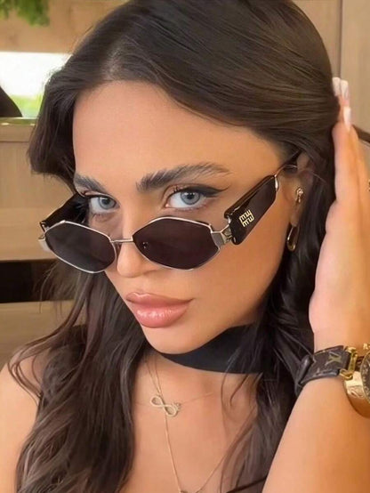 نظارات نسائية