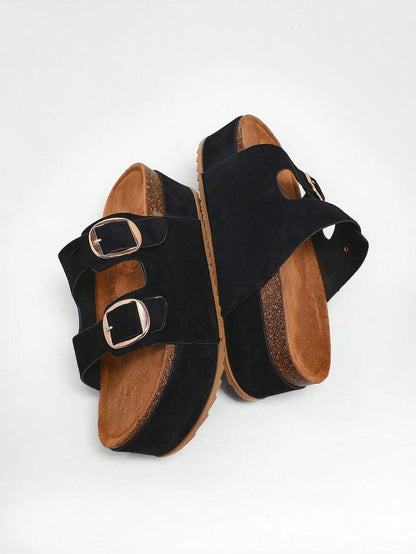 صنادل نسائية