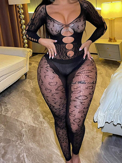 ملابس داخلية مثيرة وأزياء غريبة