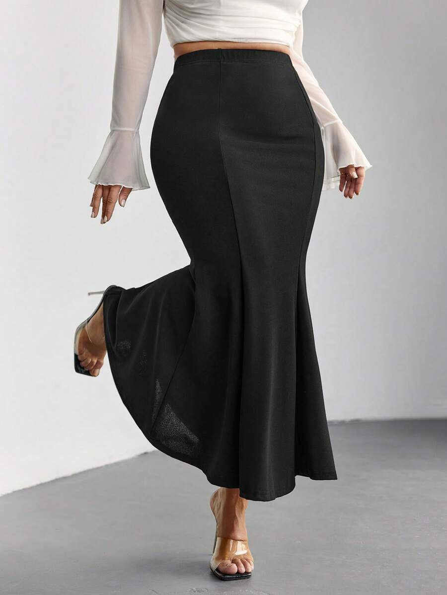 ملابس سفلية حجم كبير