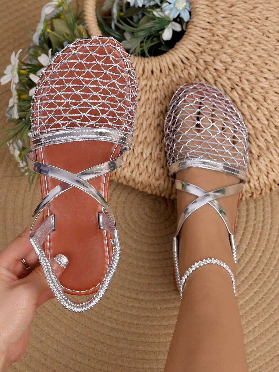 صنادل نسائية