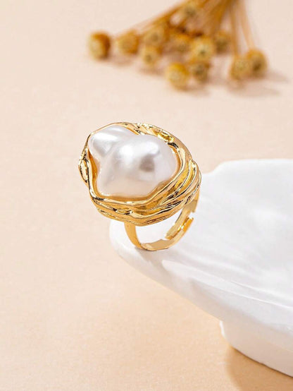 أطقم مجوهرات نسائية