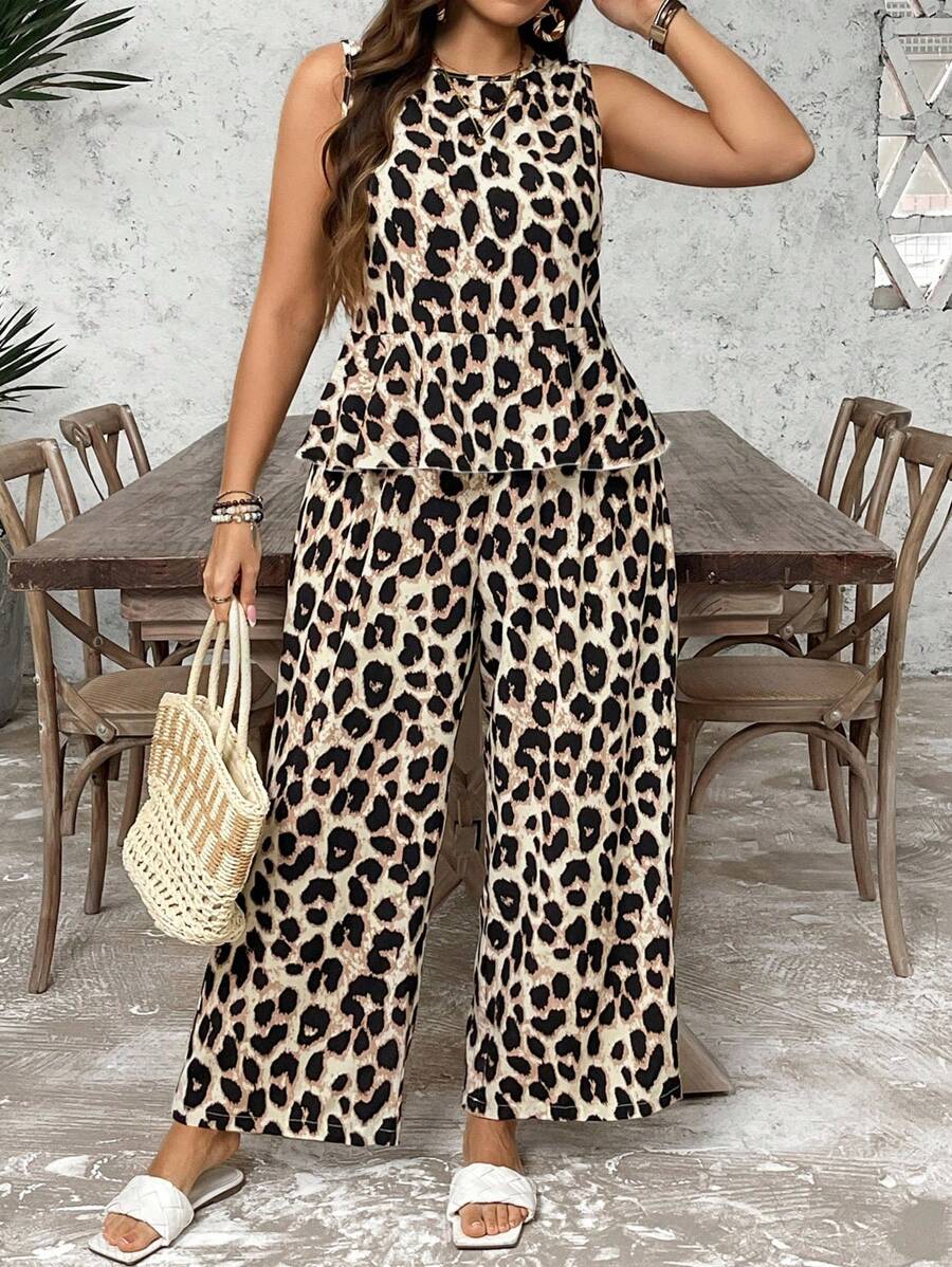 طقم نسائية منسقة