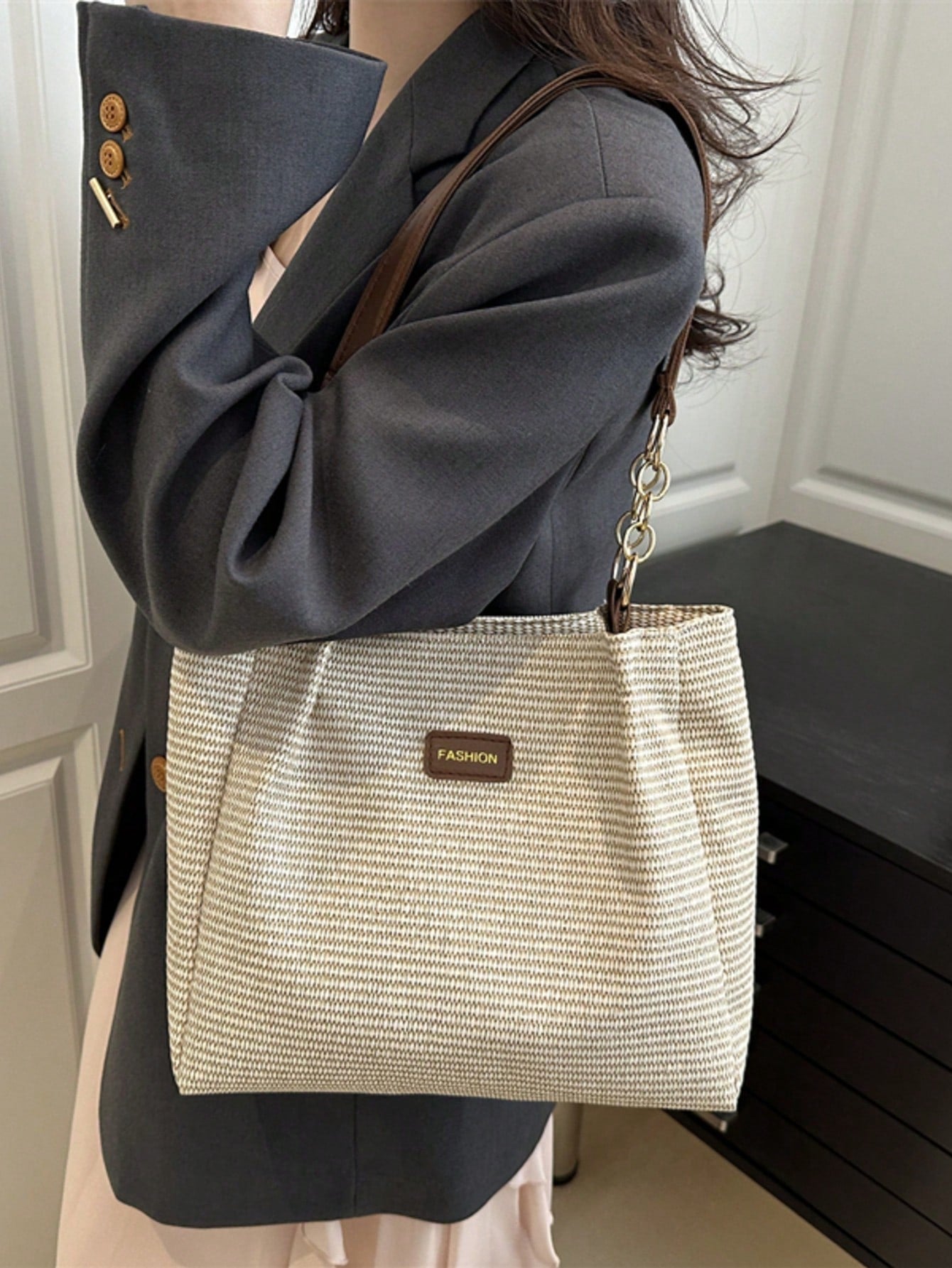 حقائب يد نسائية