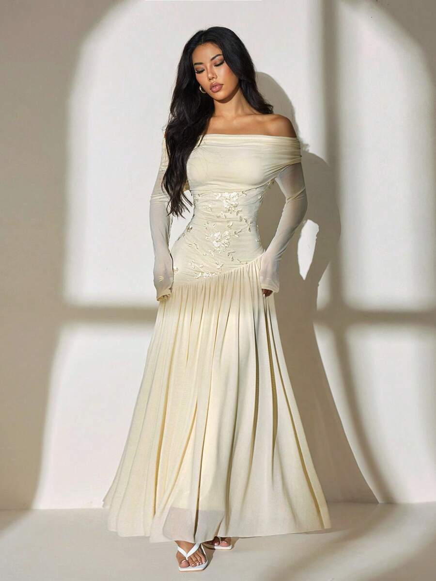 فساتين نسائية