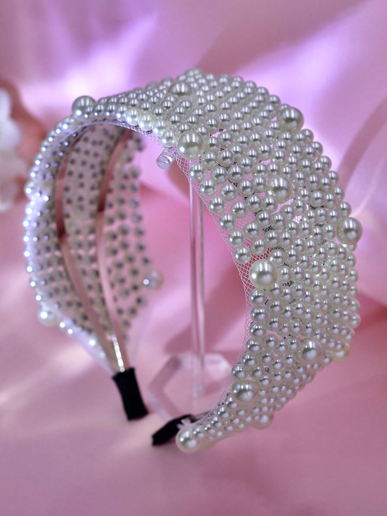 إكسسوارات شعر نسائية