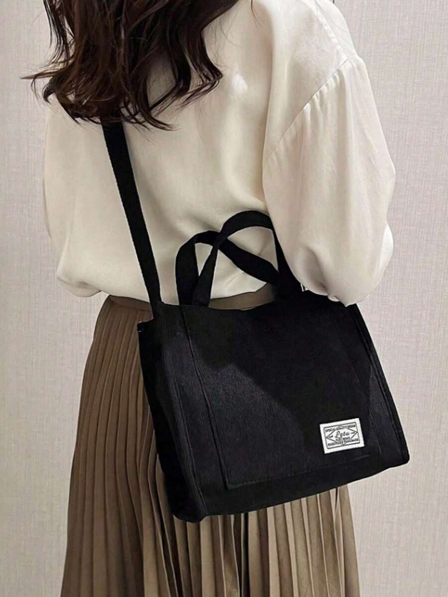 حقيبة يد نسائية