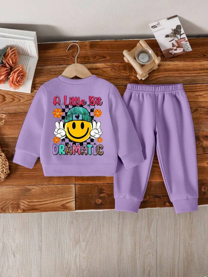 اطقم بناتية