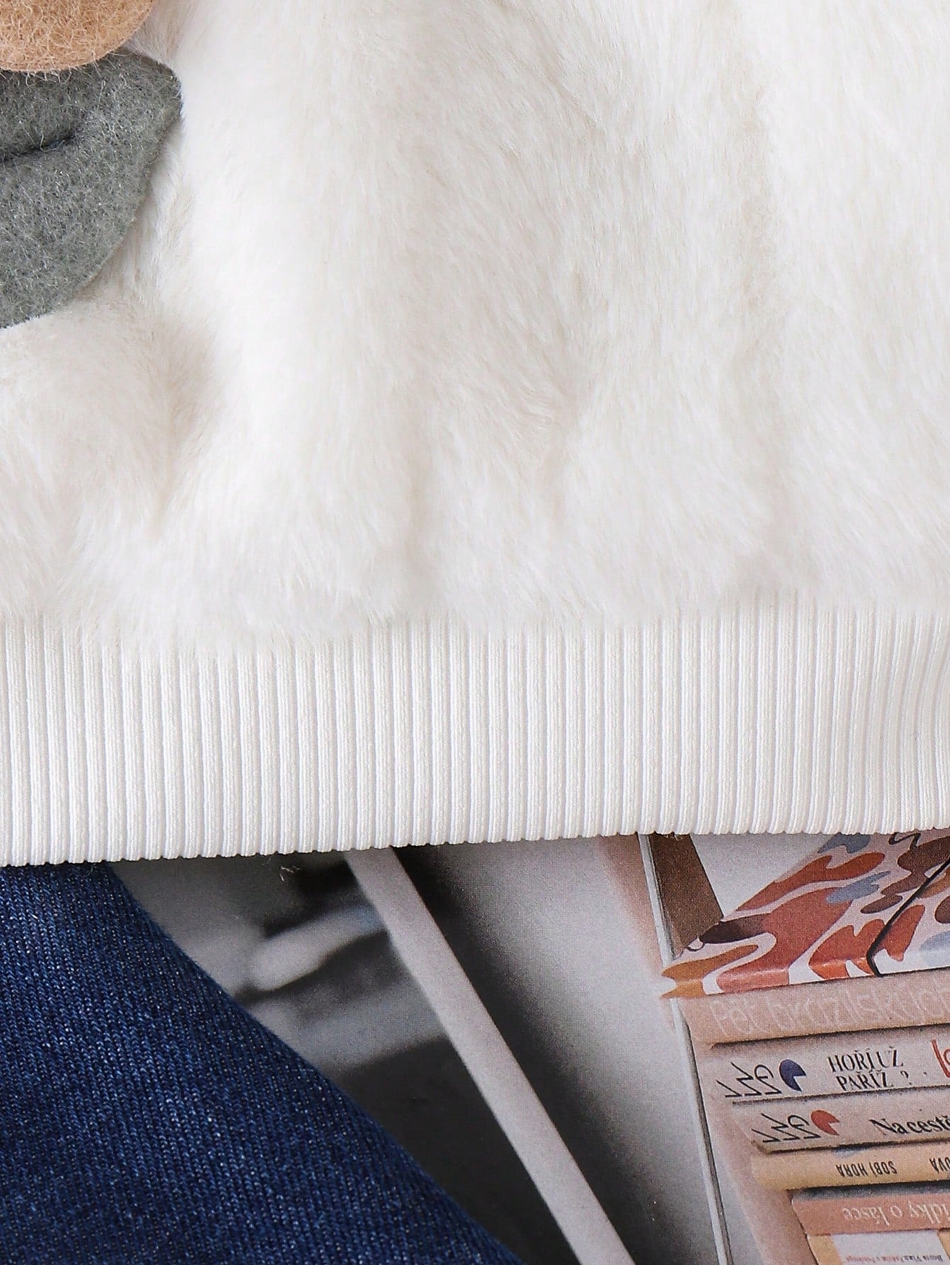 اطقم بناتية