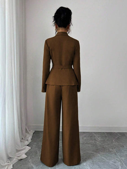 اطقم نسائية منسقة