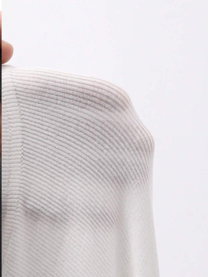 ملابس علوية نسائي