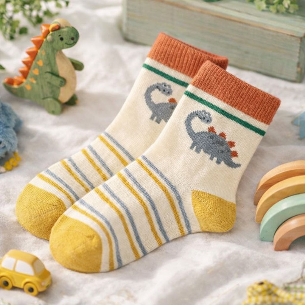 جوارب اطفال