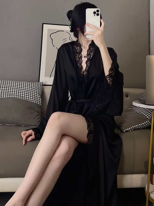 روب نوم نسائي بأكمام طويلة