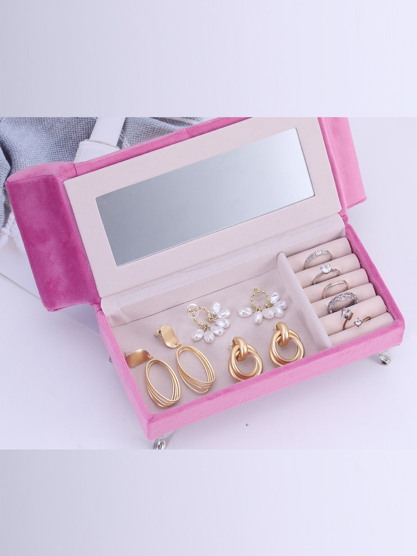 صندوق تخزين مجوهرات بتصميم أريكة محاكاة إبداعي لتخزين الأقراط، الخواتم، العناقيد وتنظيمها ، هدية لعيد الحب