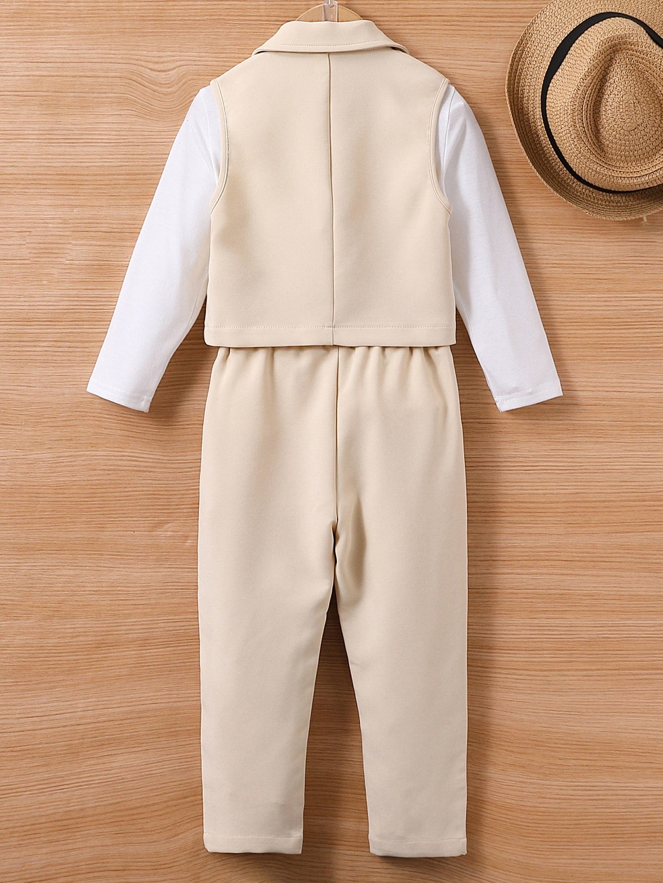 طقم قطعتين طفل صغير