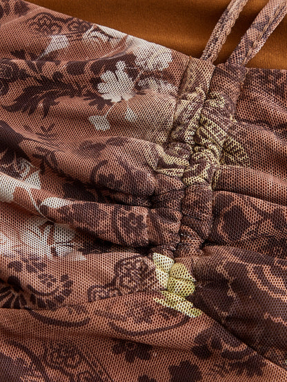 تي شيرت قصير طباعة الأزهار ربطة امامية اكمام منتفضة حافة منديل