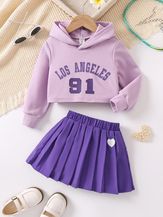 طقم قطعتين طفلة صغيرة