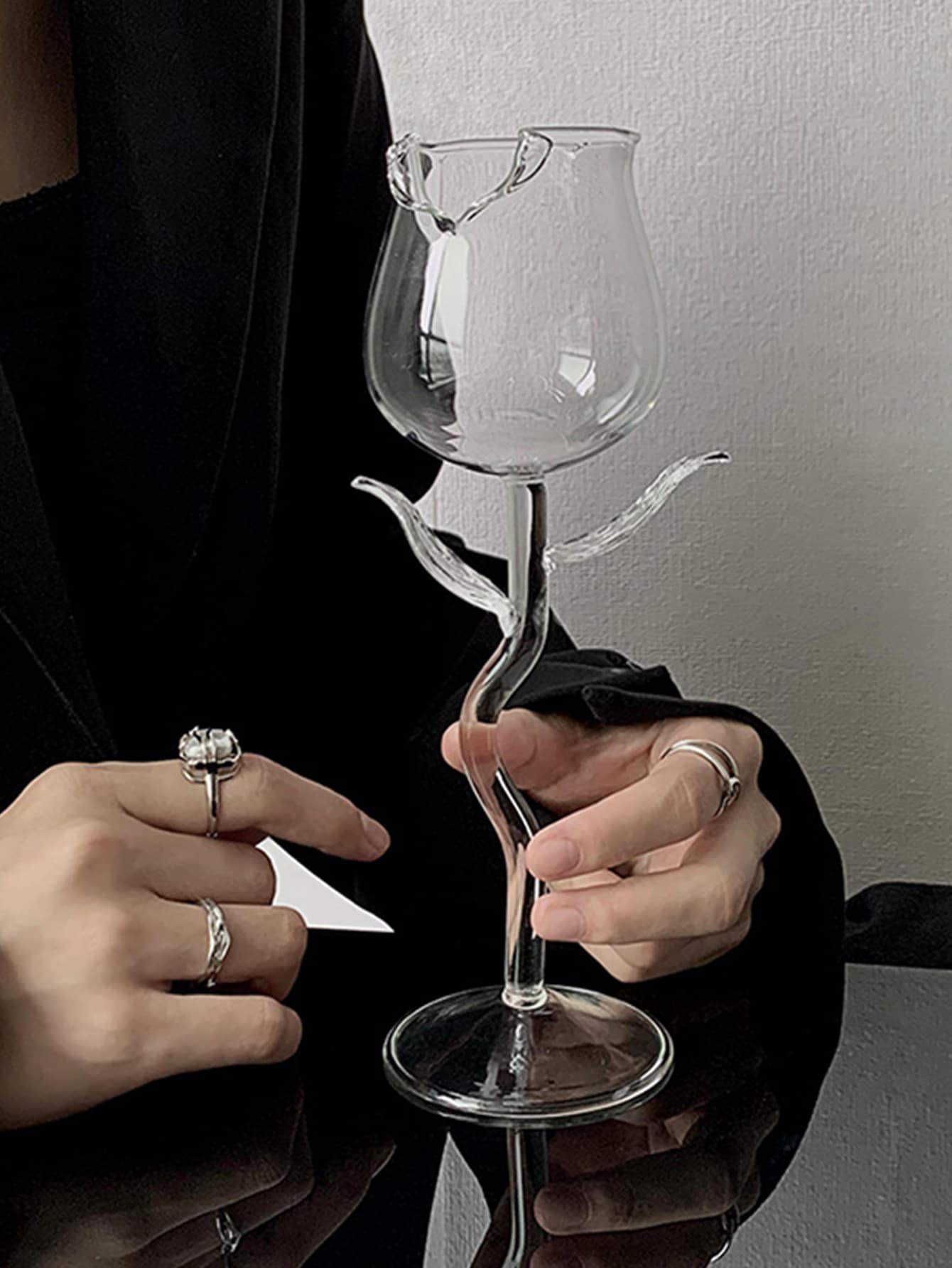 فنجان عالي زجاج مع وردة شكل , إبداع و بخير تصميم قطعة واحدة