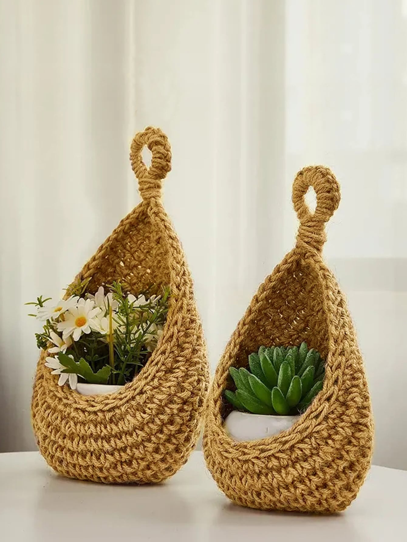 سلة معلقة جدران مضفرة على الطراز البوهيمي، سلة يدوية مضفرة للخضروات والفواكه في المطبخ لديكور بوهو في شكل دمعة للتخزين وزراعة النباتات وتنظيم الحاويات