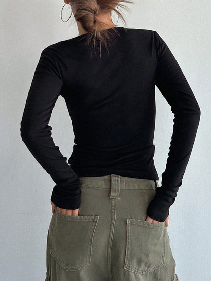 تي شيرت برقبة V غير مطبوعة